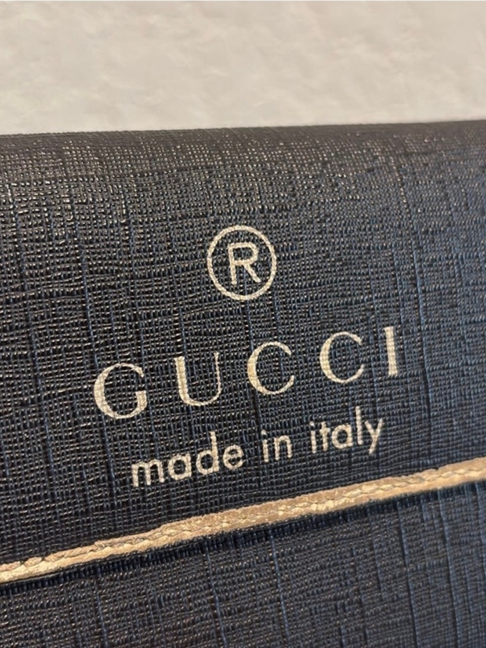 Gucci Trifold Long Snap Black Wallet - Picture 11 of 11